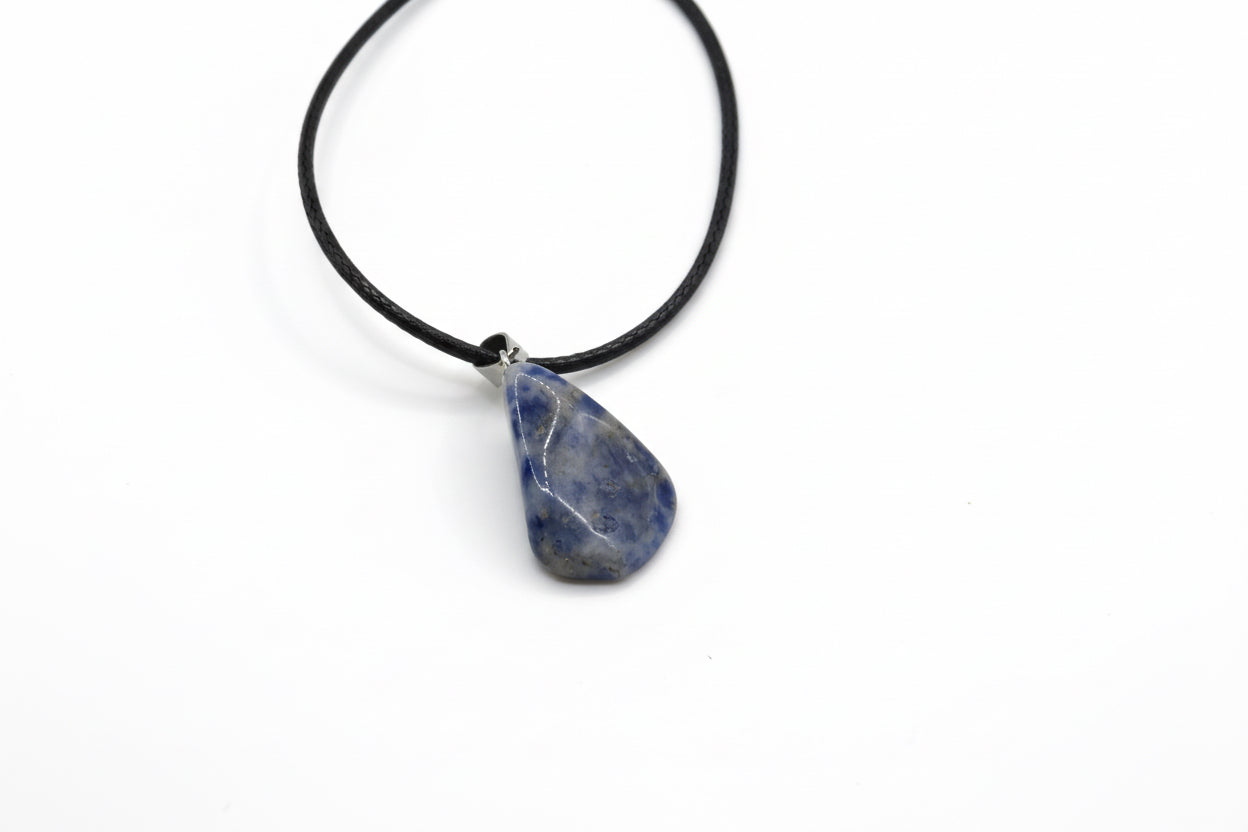 Sodalite Necklace : The Stone Of Deep Calm