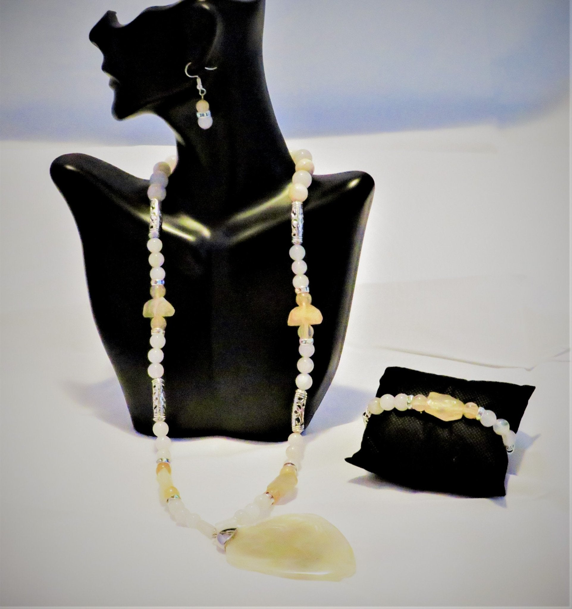 Tourmalinated Quartz - E-monaejewels "LLC"